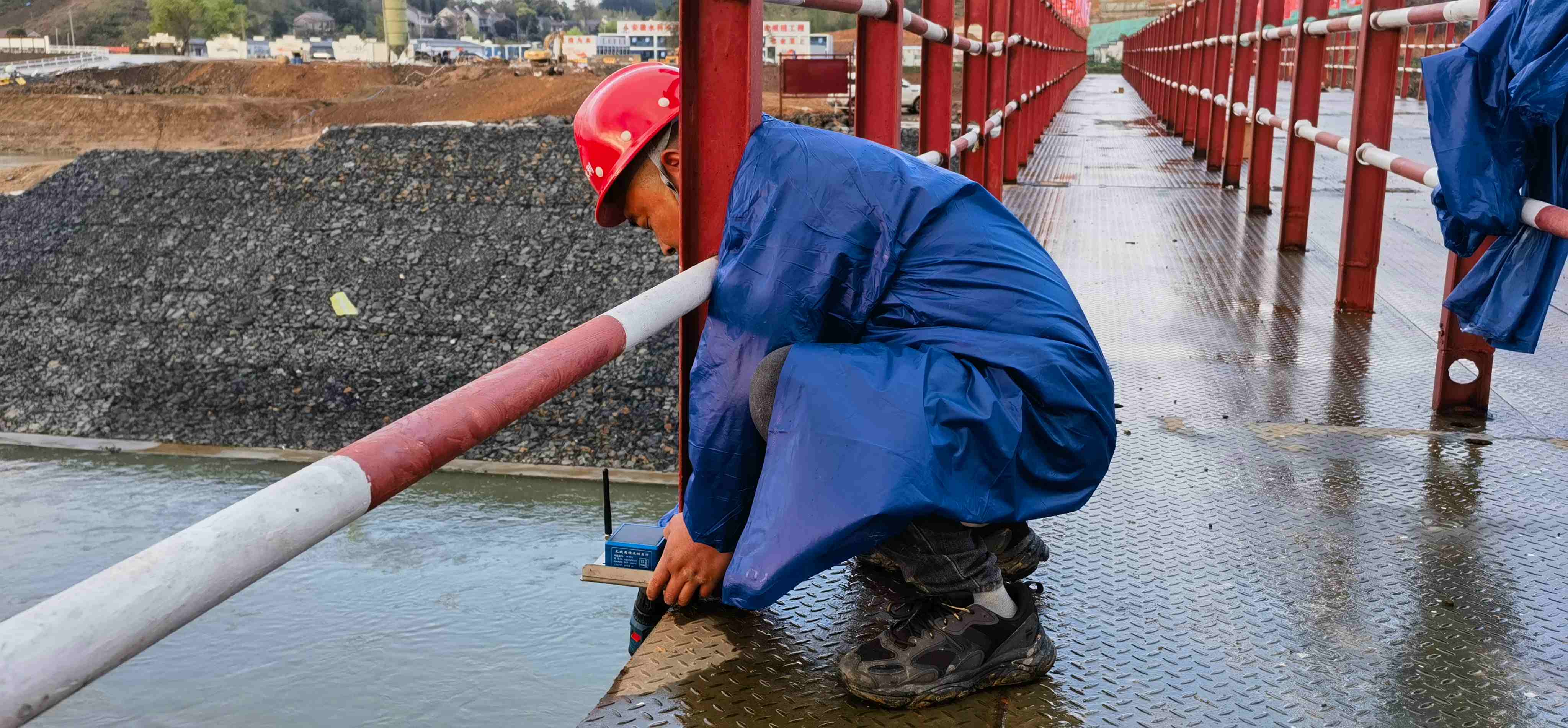 安徽建工凤凰山水库钢边桥监测