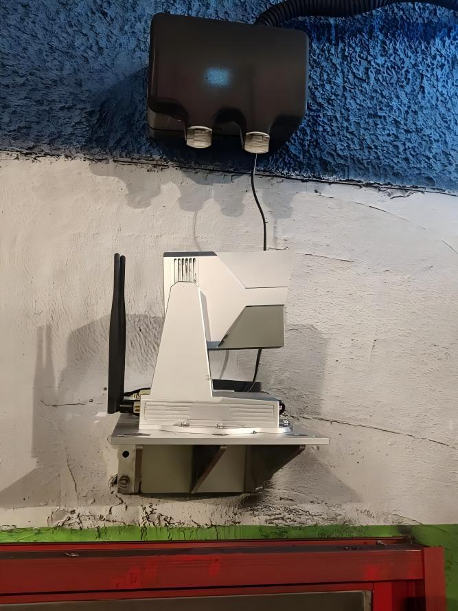 成都龙泉山隧道 成都龙泉山隧道